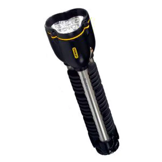 LINTERNA STANLEY MAXLIFE 369 LED 0-95-369 Tendencia