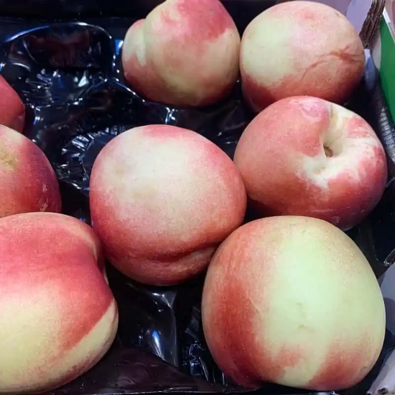 Nectarina carne blanca Envío Inmediato