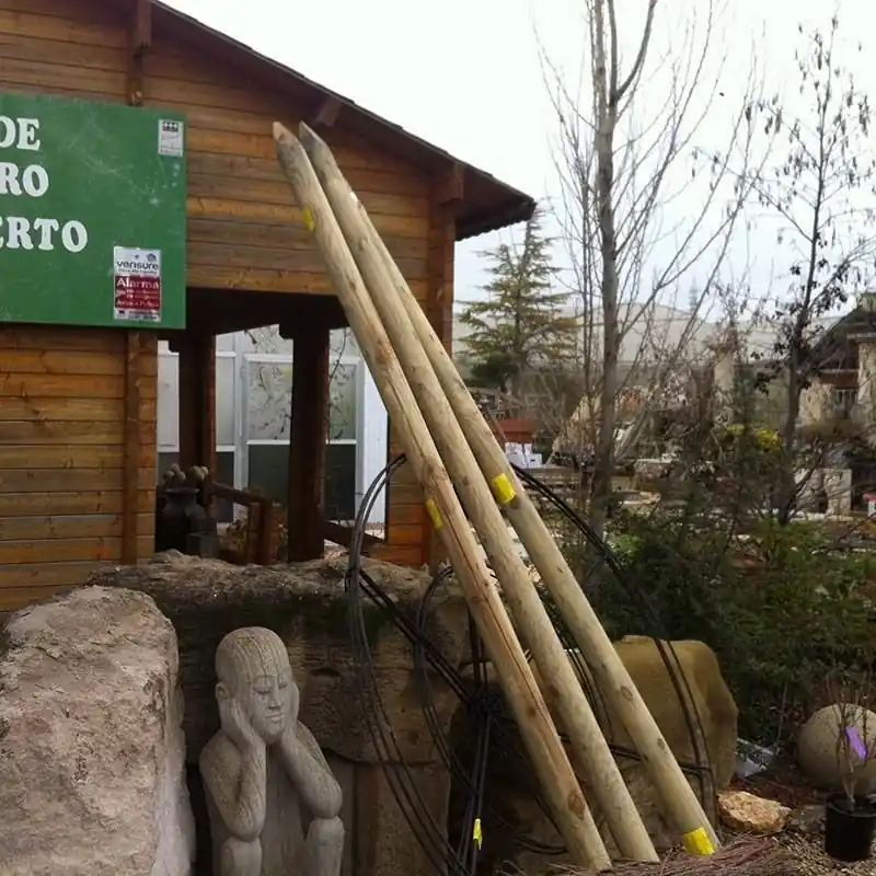 Oferta De Temporada Tutor de madera para sombrilla